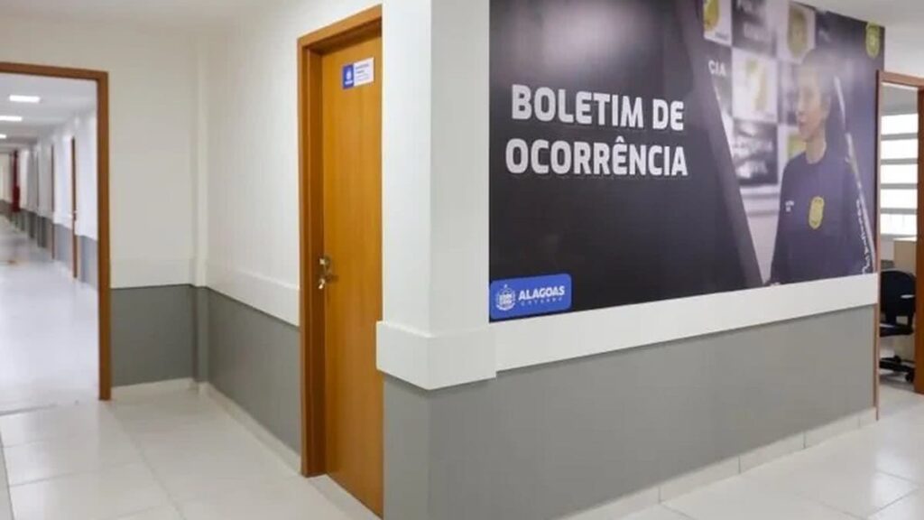 Suspeito de estupro é agredido por populares e preso pela polícia, na Santa Amélia